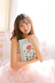 丰满的保姆